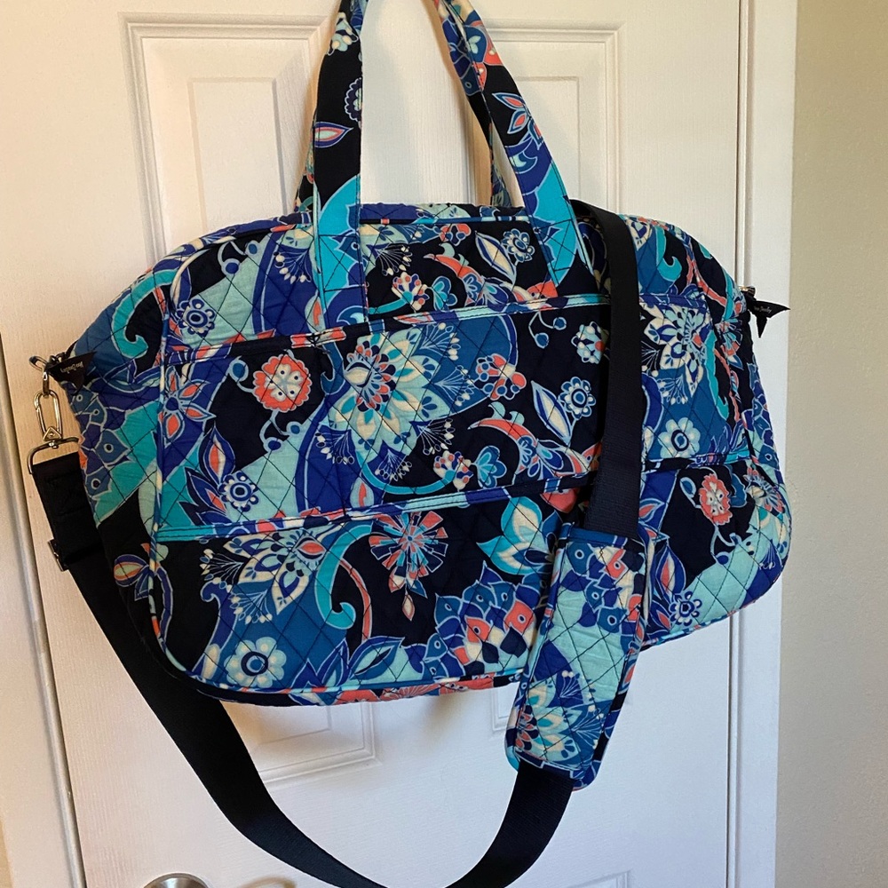 Vera Bradley travel bag
